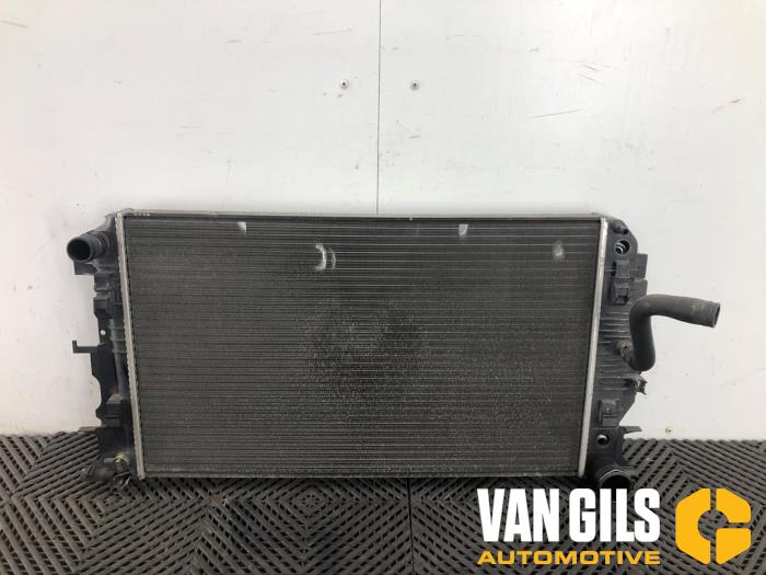 Usagé Radiateur Mercedes Sprinter 3t (906.61) 211 CDI 16V Prix sur demande proposé par Van Gils Automotive