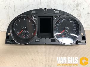 Usagé Compteur kilométrique KM Volkswagen Passat Variant (365) 1.4 TSI 16V Prix € 175,00 Règlement à la marge proposé par Van Gils Automotive