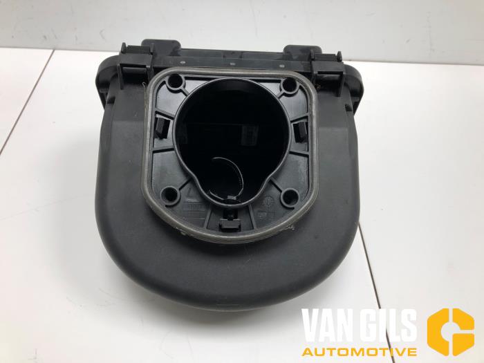 Gebrauchte Stromverteiler BMW 1 serie (F20) 118d 2.0 16V Preis € 50,00 Margenregelung angeboten von Van Gils Automotive