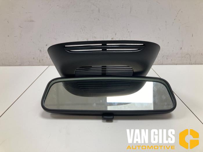 Begagnade Backspegel Mercedes B (W247) 2.0 B-200d Pris € 59,99 Marginaltabell erbjuds av Van Gils Automotive
