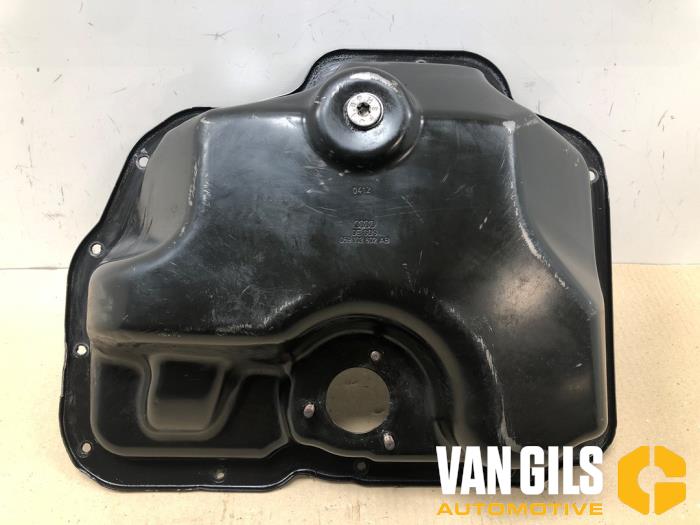 Usagé Couvercle carter Porsche Cayenne II (92A) 3.0 D V6 24V Prix sur demande proposé par Van Gils Automotive