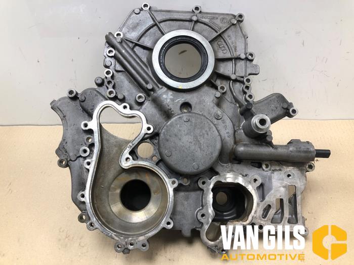 Usagé Couvercle de distribution Porsche Cayenne II (92A) 3.0 D V6 24V Prix sur demande proposé par Van Gils Automotive