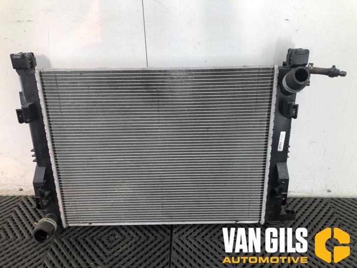 Usagé Radiateur Renault Clio IV Estate/Grandtour (7R) 0.9 Energy TCE 90 12V Prix € 70,00 Règlement à la marge proposé par Van Gils Automotive