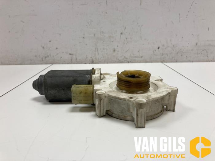 Usados Motor de ventanilla de puerta BMW Mini (R50/53) 1.6 16V Cooper Precio € 35,00 Norma de margen ofrecido por Van Gils Automotive