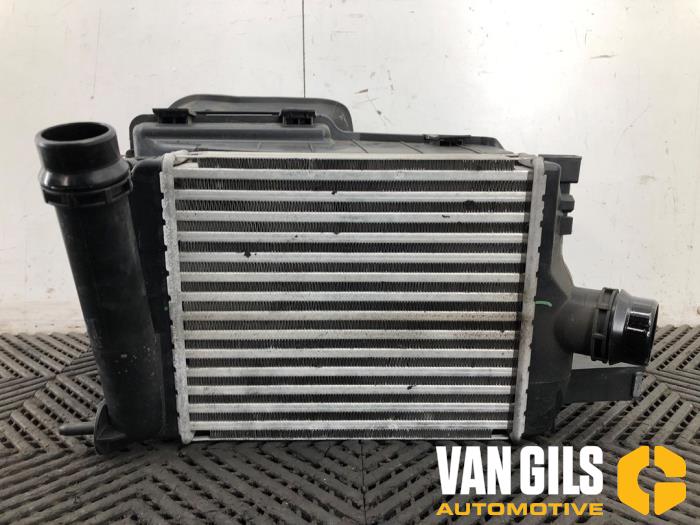 Usagé Intercooler Renault Clio IV (5R) 0.9 Energy TCE 90 12V Prix € 49,95 Règlement à la marge proposé par Van Gils Automotive