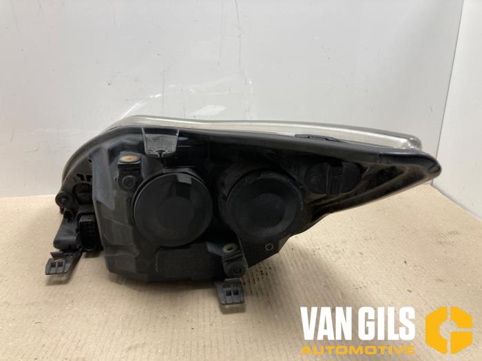 Headlight, right Ford Focus 2 Wagon 1.6 16V - 8M5113101AE ORIGINEEL
