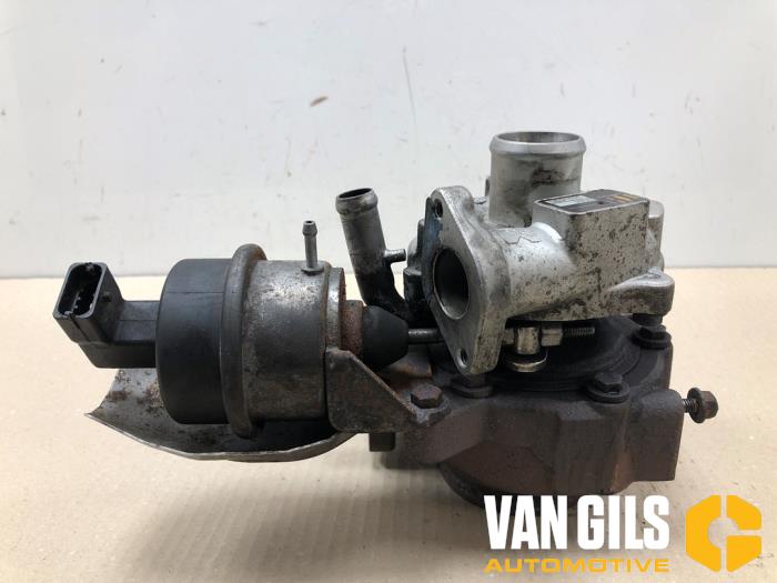 Usagé Turbo Fiat Doblo Cargo (263) 1.3 MJ 16V DPF Euro 5 Prix € 375,00 Règlement à la marge proposé par Van Gils Automotive