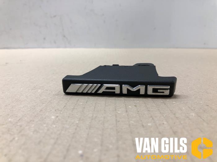 Używane Emblemat Mercedes C-Klasse AMG (W205) C-63 S,Edition 1 AMG 4.0 V8 Biturbo Cena na żądanie oferowane przez Van Gils Automotive