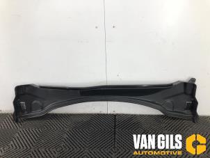 Usados Paravientos Mini Countryman (F60) 1.5 12V Cooper Precio de solicitud ofrecido por Van Gils Automotive