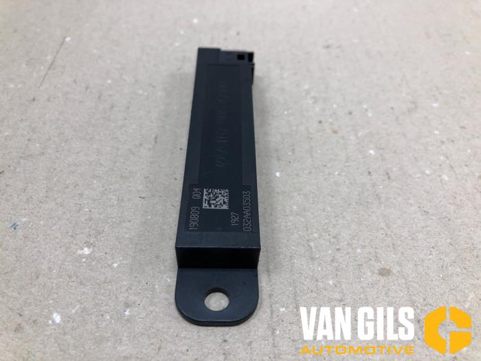 Używane Antena Mercedes B (W247) 2.0 B-200d Cena € 29,95 Procedura marży oferowane przez Van Gils Automotive