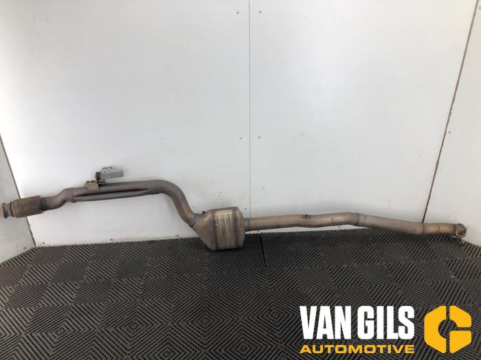 Gebrauchte Auspuff Mitteldämpfer Mercedes E (C238) E-200 2.0 Turbo 16V Preis € 149,99 Margenregelung angeboten von Van Gils Automotive