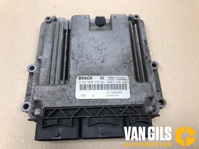 Used Engine management computer Renault Master III (MA/MB/MC/MD/MH/MF/MG/MH) 2.3 dCi 150 16V Price € 145,00 Margin scheme offered by Van Gils Automotive