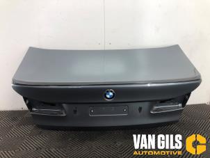 Używane Tylna klapa BMW 5 serie (G30) 520i 2.0 TwinPower Turbo 16V Cena € 324,99 Procedura marży oferowane przez Van Gils Automotive