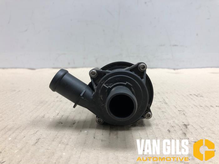 Gebrauchte Wasserpumpe Volkswagen Polo VI (AW1) 1.0 TSI 12V Preis € 79,99 Margenregelung angeboten von Van Gils Automotive
