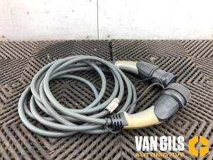 Używane Kabel ladowania samochodu elektrycznego BMW iX3 80 kWh Cena na żądanie oferowane przez Van Gils Automotive