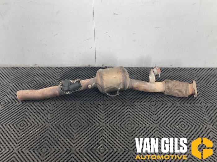 Used Front pipe + catalyst Mercedes B (W247) 2.0 B-200d Price € 899,99 Margin scheme offered by Van Gils Automotive