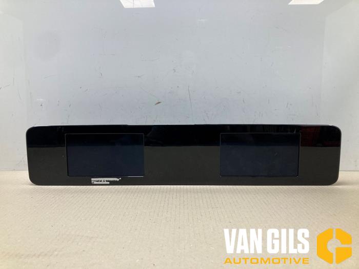 Begagnade Innerdisplay Mercedes B (W247) 2.0 B-200d Pris € 599,99 Marginaltabell erbjuds av Van Gils Automotive