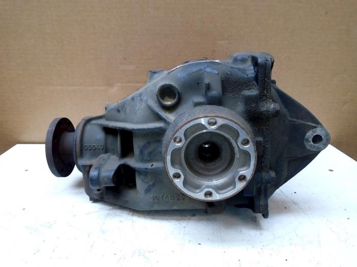 Rear differential from a BMW 3 serie (E46/4) 320d 16V 1999