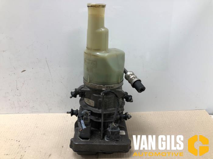 Usagé Pompe de direction Ford Mondeo IV 1.6 TDCi 16V Prix € 145,00 Règlement à la marge proposé par Van Gils Automotive