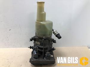 Usagé Pompe de direction Ford Mondeo IV 1.6 TDCi 16V Prix sur demande proposé par Van Gils Automotive