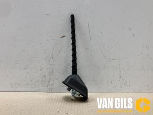 Begagnade Antenn Kia Picanto (JA) 1.0 12V Pris på förfrågan erbjuds av Van Gils Automotive