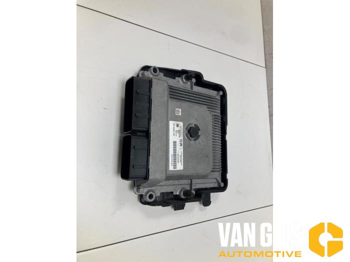 Used Engine management computer Citroen C3 Aircross I (2C/2R) 1.2 e-THP PureTech 110 Price € 325,00 Margin scheme offered by Van Gils Automotive