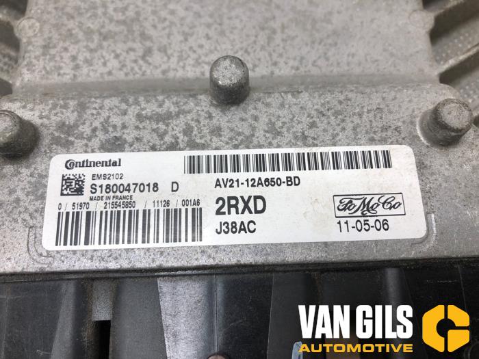 Ordenador de gestión de motor de un Ford Fiesta 6 (JA8) 1.25 16V 2011