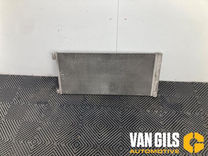 Gebrauchte Klima Kondensor Renault Trafic Passenger (1JL/2JL/3JL/4JL) Preis auf Anfrage angeboten von Van Gils Automotive