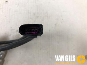 Lambda probe from a Audi Q5 (FYB/FYG) 2.0 50 TFSI e 16V Quattro 2020
