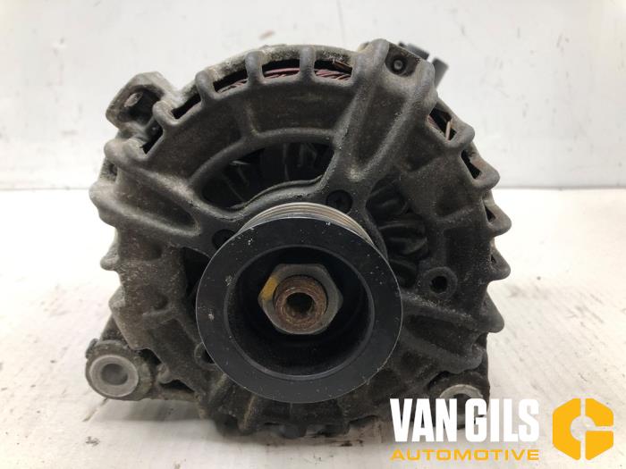 Gebrauchte Dynamo Landrover Discovery Sport (LC) 2.0 TD4 180 16V Preis € 125,00 Margenregelung angeboten von Van Gils Automotive