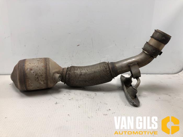 Used Front pipe + catalyst Volkswagen Golf Plus (5M1/1KP) 1.9 TDI 105 Price on request offered by Van Gils Automotive