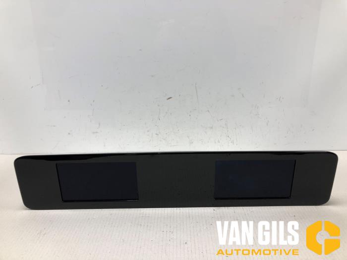 Begagnade Innerdisplay Mercedes B (W247) 2.0 B-200d Pris € 599,95 Marginaltabell erbjuds av Van Gils Automotive