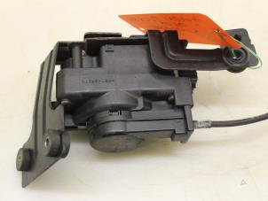 Used Stepper motor Hyundai Tucson (JM) 2.7 V6 24V 4x4 Autom. Price € 30,00 Margin scheme offered by Van Gils Automotive