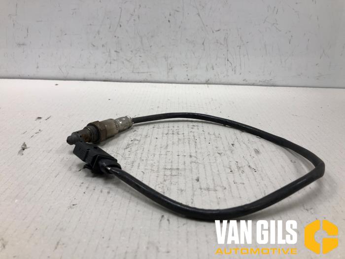 Lambda probe from a Audi A4 Avant (B9) 2.0 40 TFSI Mild hybrid 16V 2021