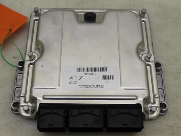 Used Engine management computer Volvo V40 (VW) 1.9 D Price € 150,00 Margin scheme offered by Van Gils Automotive