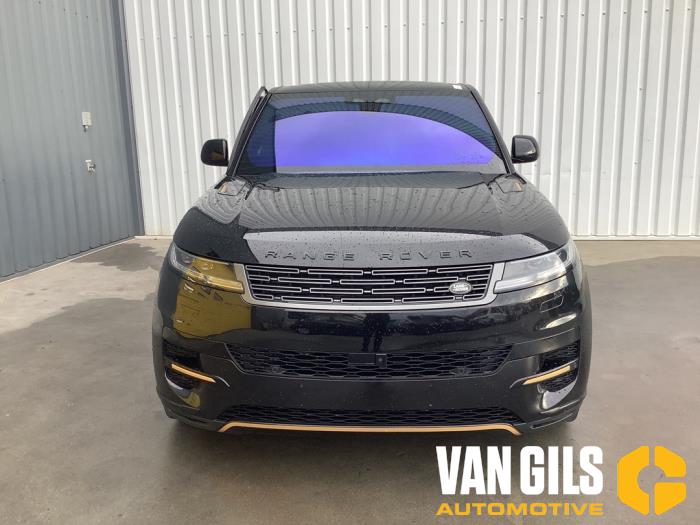 Używane Przód kompletny Landrover Range Rover Sport (L1) 3.0 P440e Cena € 9.975,00 Procedura marży oferowane przez Van Gils Automotive