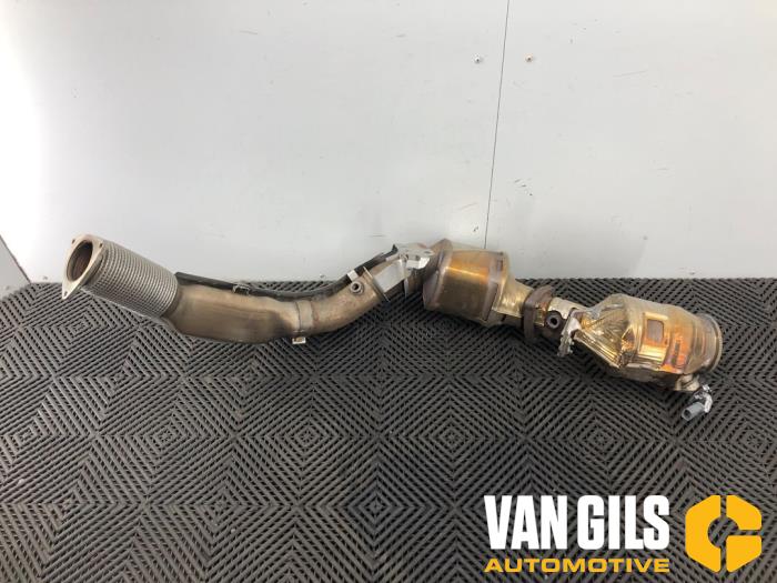 Used Front pipe + catalyst Landrover Range Rover Sport (L1) 3.0 P440e Price € 1.249,95 Margin scheme offered by Van Gils Automotive