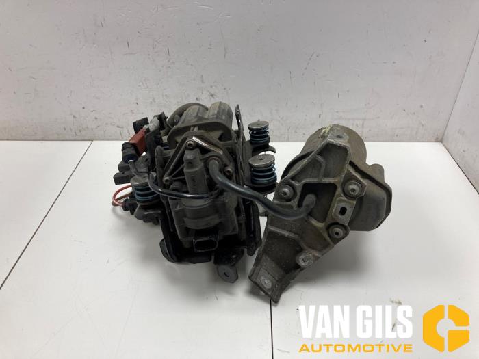 Used Compressor Landrover Range Rover Sport (L1) 3.0 P440e Price € 649,95 Margin scheme offered by Van Gils Automotive