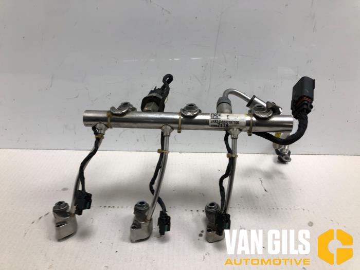 Usagé Système d'injection Opel Corsa E 1.0 SIDI Turbo 12V Prix € 199,95 Règlement à la marge proposé par Van Gils Automotive