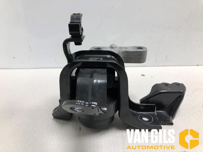 Gebrauchte Motorlager Toyota Yaris IV (P21/PA1/PH1) 1.5 12V Hybrid 115 Preis € 49,95 Margenregelung angeboten von Van Gils Automotive