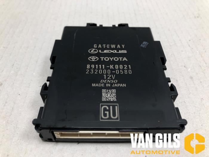 Begagnade Gateway-modul Toyota Yaris IV (P21/PA1/PH1) 1.5 12V Hybrid 115 Pris € 125,00 Marginaltabell erbjuds av Van Gils Automotive