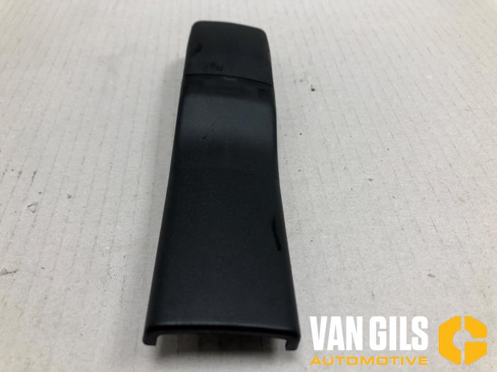 Begagnade Regnsensor Toyota Yaris IV (P21/PA1/PH1) 1.5 12V Hybrid 115 Pris € 29,95 Marginaltabell erbjuds av Van Gils Automotive