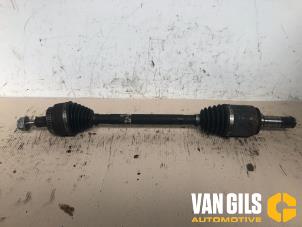 Used Drive shaft, rear right Mercedes ML I (163) 270 2.7 CDI 20V Price € 74,99 Margin scheme offered by Van Gils Automotive