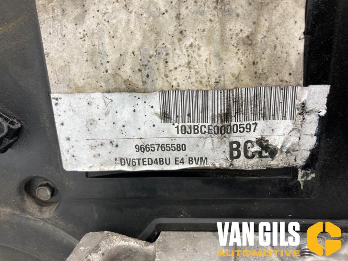 Motor van een Peugeot Partner (GC/GF/GG/GJ/GK) 1.6 HDI 90 16V 2009