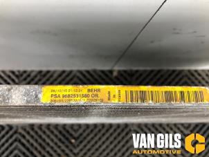 Klima Kondensor van een Peugeot Partner (GC/GF/GG/GJ/GK) 1.6 HDI 90 2016