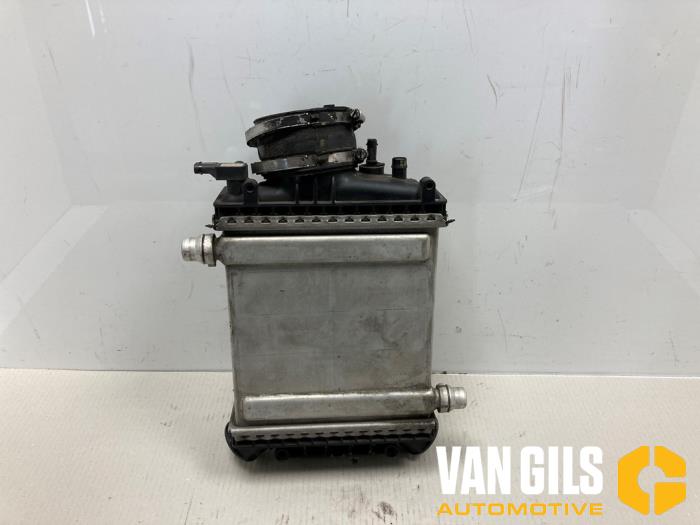 Usados Intercooler Mercedes C (W205) C-400 3.0 V6 Turbo 4-Matic Precio € 150,00 Norma de margen ofrecido por Van Gils Automotive
