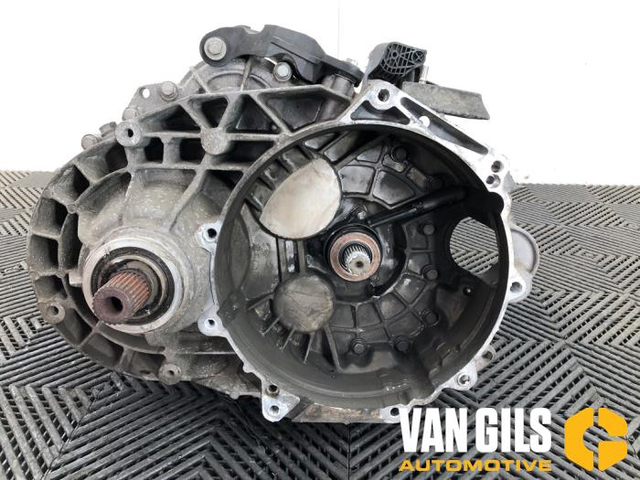 Usagé Boîte de vitesse Volkswagen Transporter T5 2.0 TDI DRF Prix € 1.250,00 Règlement à la marge proposé par Van Gils Automotive