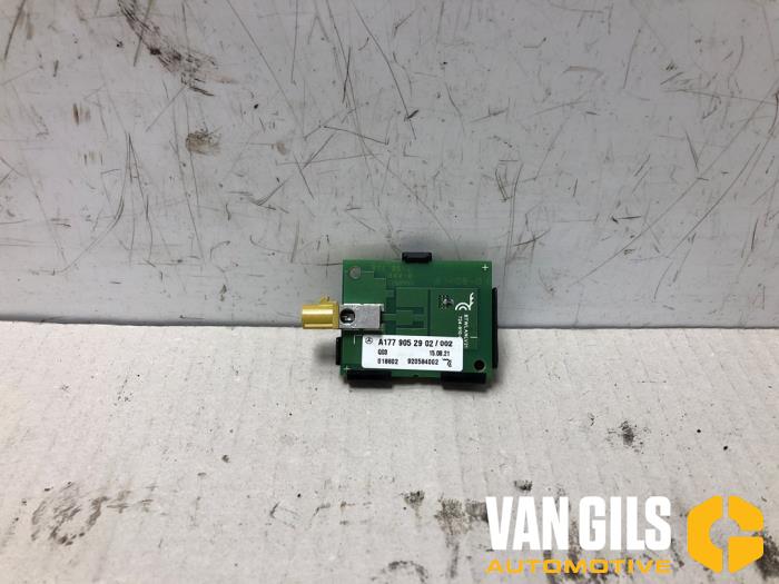 Gebrauchte GPS Antenne Mercedes B (W247) 2.0 B-200d Preis auf Anfrage angeboten von Van Gils Automotive