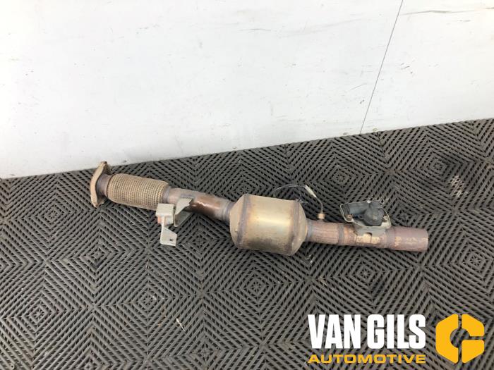 Used Front pipe + catalyst Mercedes B (W247) 2.0 B-200d Price € 899,99 Margin scheme offered by Van Gils Automotive