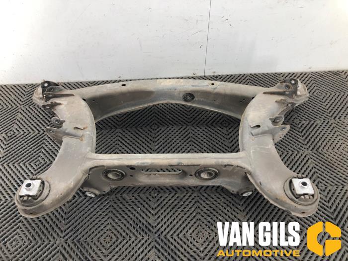 Used Subframe Mercedes E (W213) E-220d 2.0 Turbo 16V Price on request offered by Van Gils Automotive